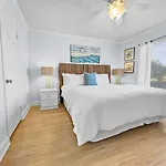 Emerald Shores #1001 Condo